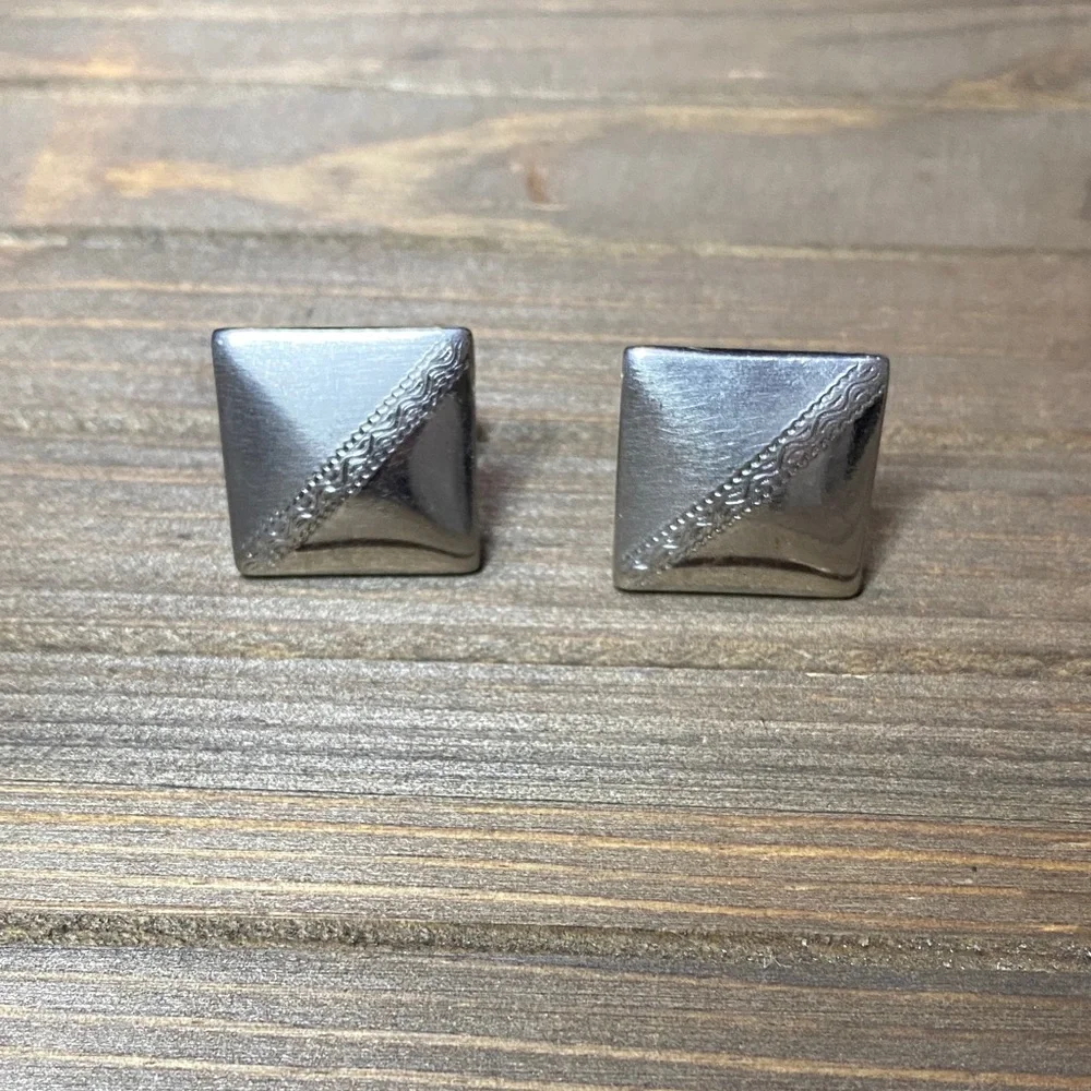 Sophisticated Silver Square Cufflinks